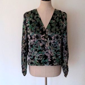 White House Black Market top